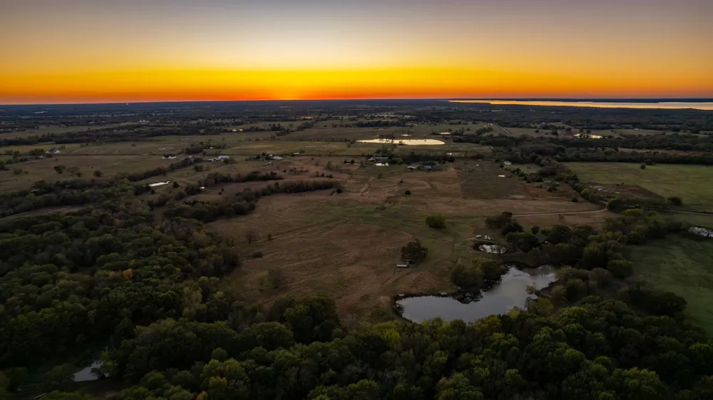 1004 County Road 4574 Sulphur Springs, TX 75482