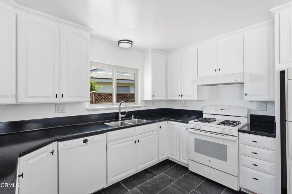 2559 Neptune Place Port Hueneme, CA 93041