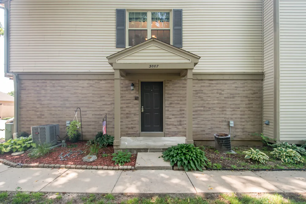 3007 Forest Creek Court Ann Arbor, MI 48108