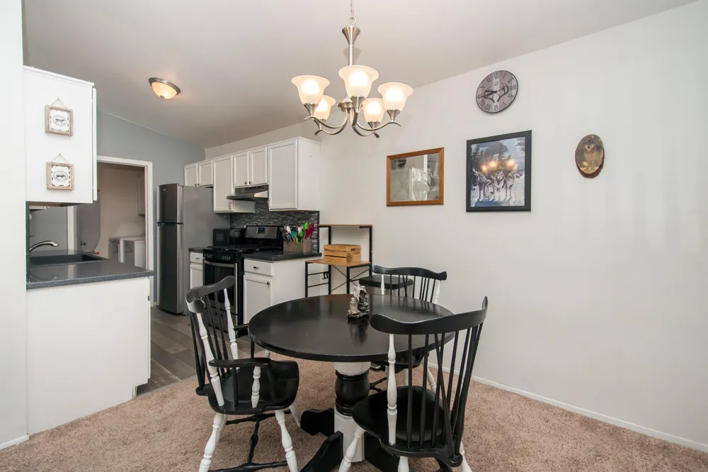 3007 Forest Creek Court Ann Arbor, MI 48108