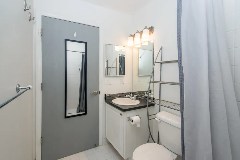 3007 Forest Creek Court Ann Arbor, MI 48108