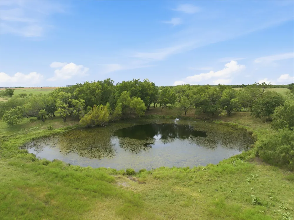 1594 Lcr 312 Mart, TX 76664