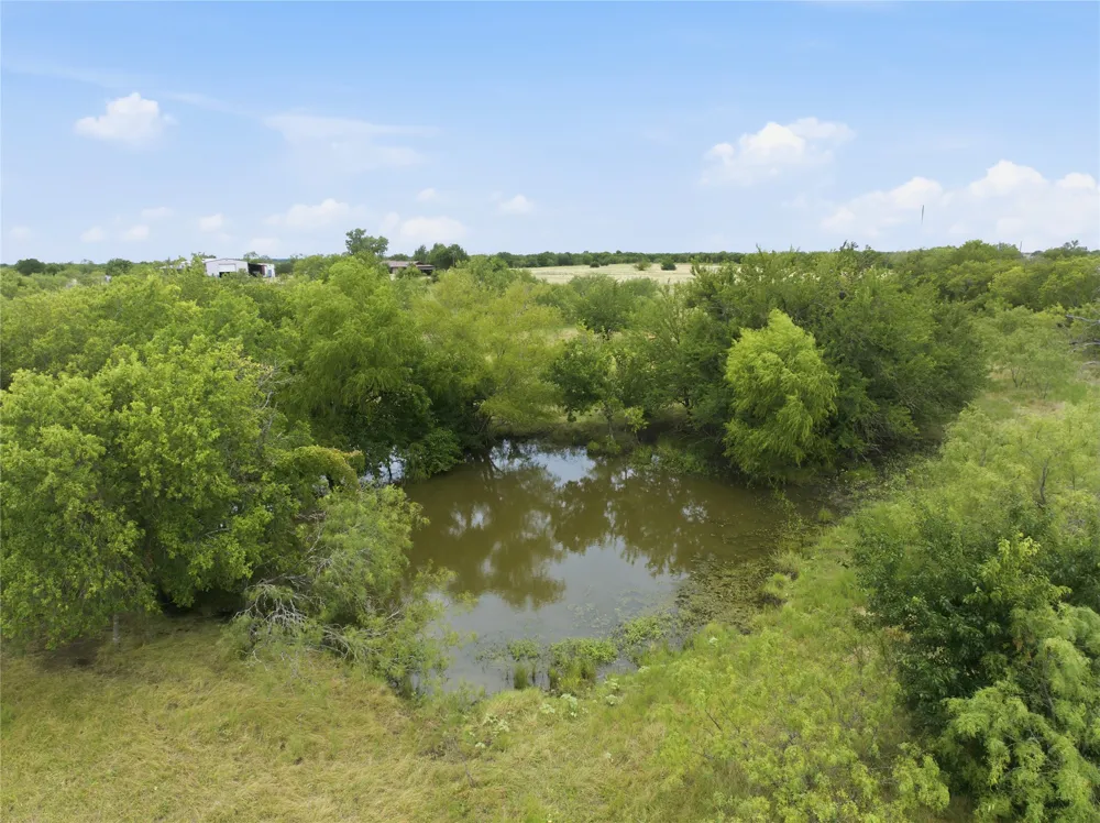 1594 Lcr 312 Mart, TX 76664