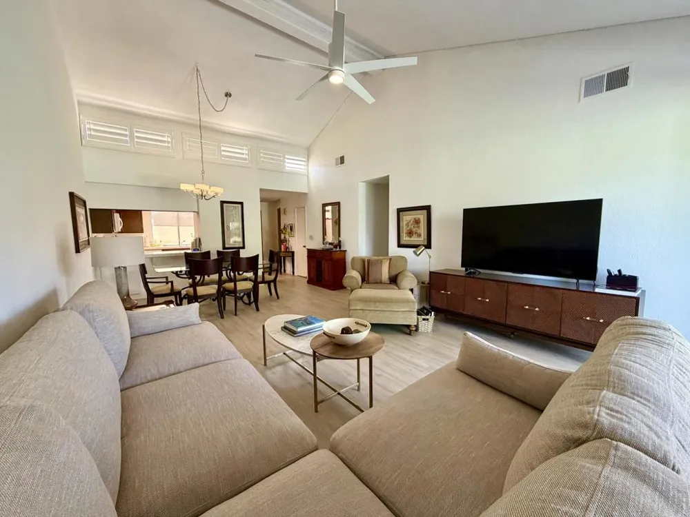 231 Santa Barbara Circle Palm Desert, CA 92260