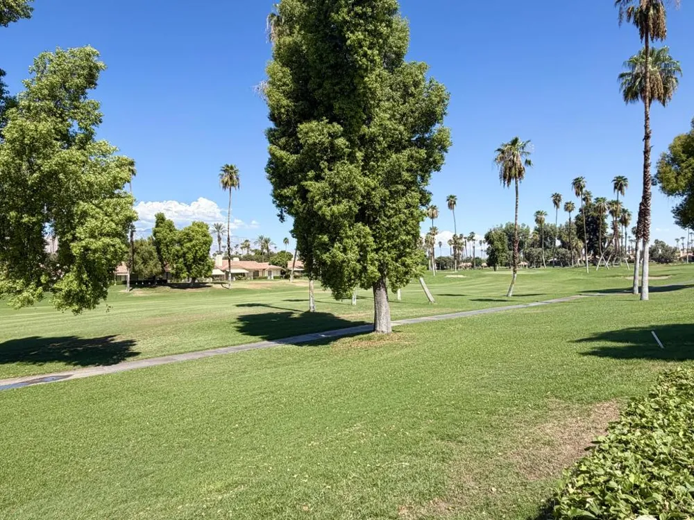 231 Santa Barbara Circle Palm Desert, CA 92260