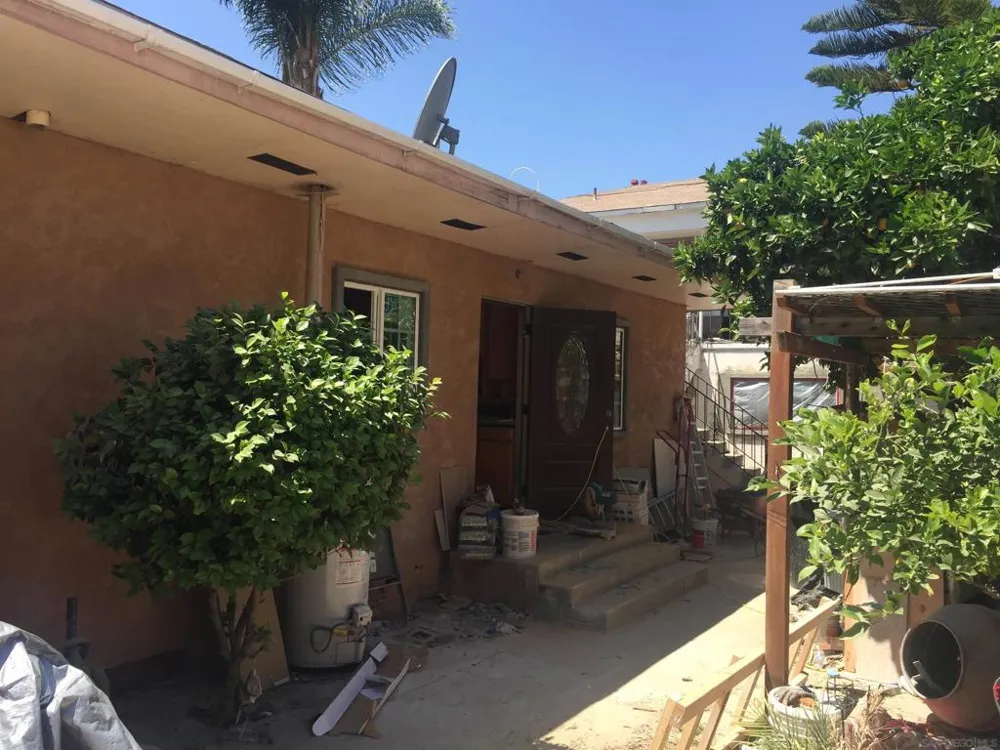 4468 49th ST San Diego, CA 92115