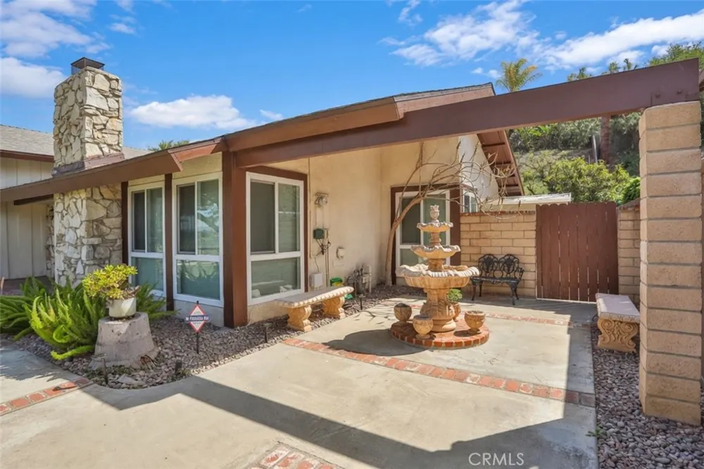 1483 Greenbriar Avenue Corona, CA 92878