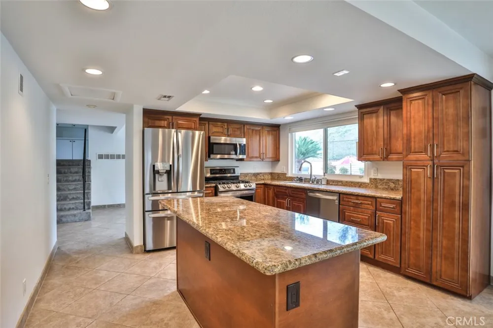 1483 Greenbriar Avenue Corona, CA 92878