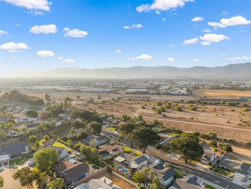 1483 Greenbriar Avenue Corona, CA 92878