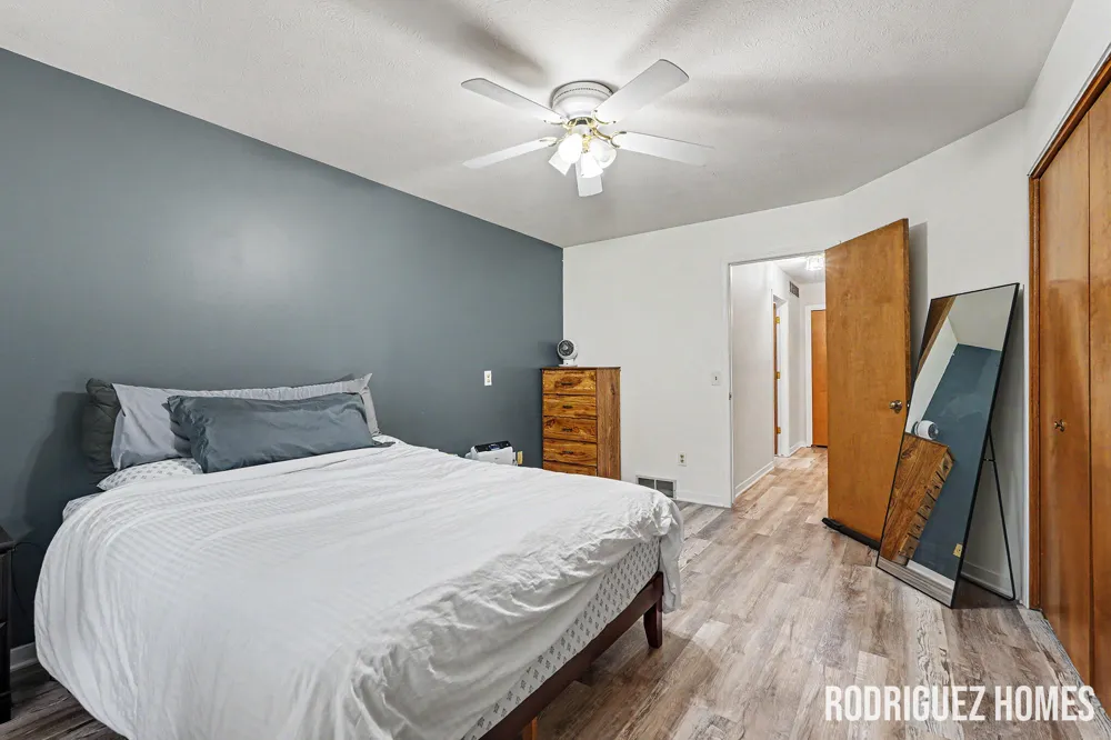 1731 Lakeview Drive Zeeland, MI 49464