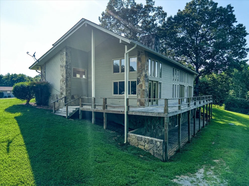 3916 Indian Mound Rd Sparta, TN 38583