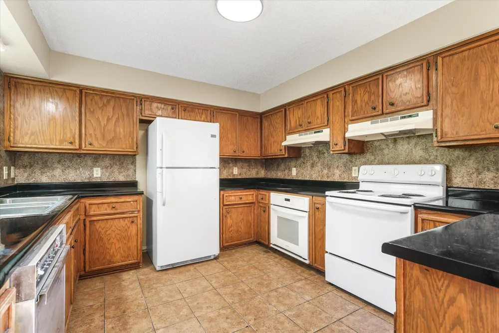 3916 Indian Mound Rd Sparta, TN 38583