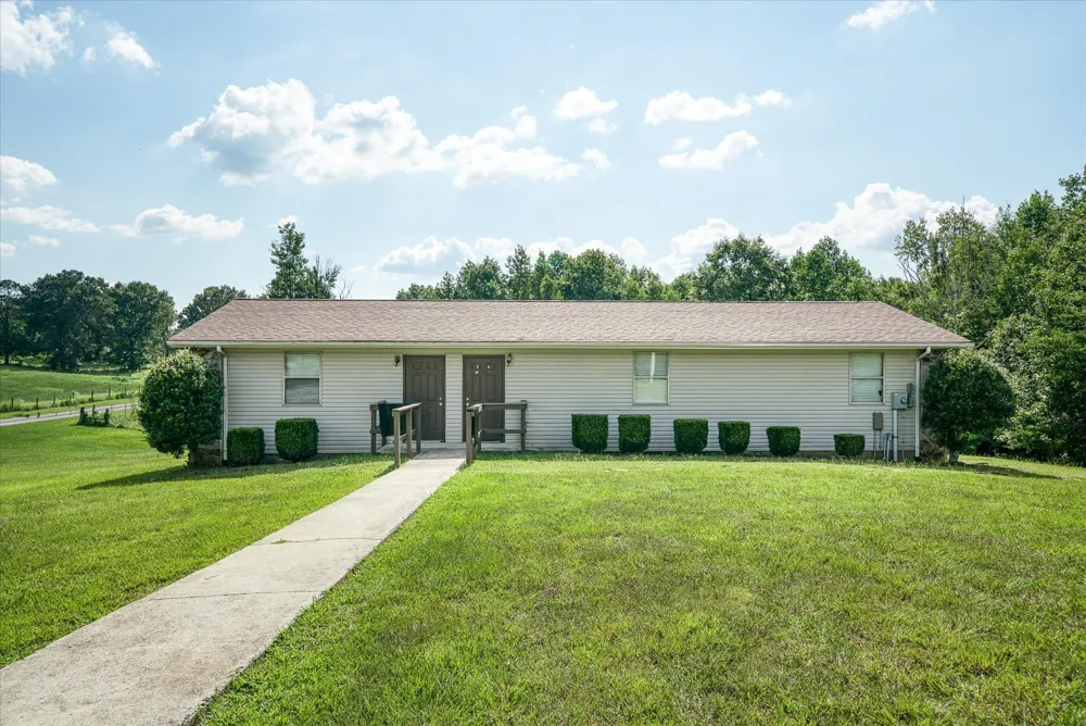 3916 Indian Mound Rd Sparta, TN 38583
