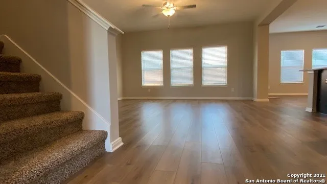 9310 Bennett Forest Converse, TX 78109