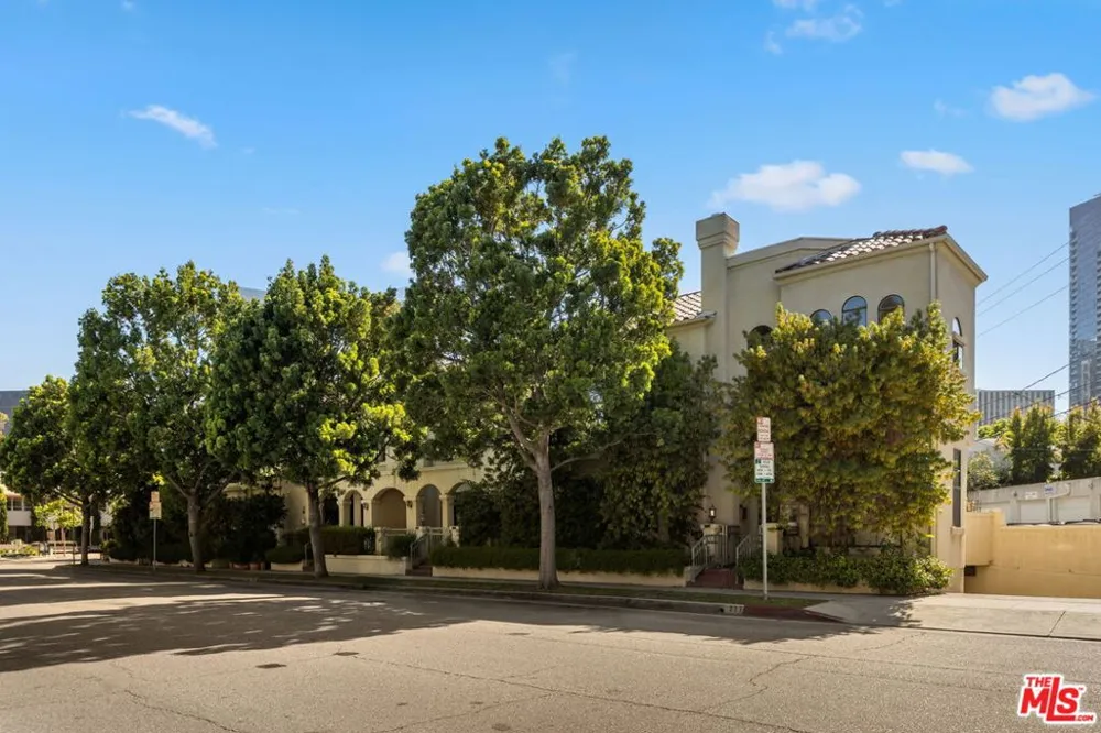 241 S Lasky Drive Beverly Hills, CA 90212