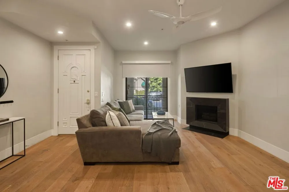 241 S Lasky Drive Beverly Hills, CA 90212
