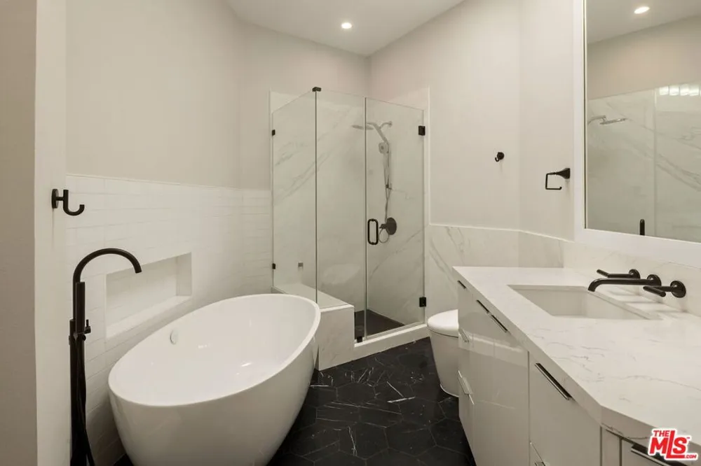 241 S Lasky Drive Beverly Hills, CA 90212