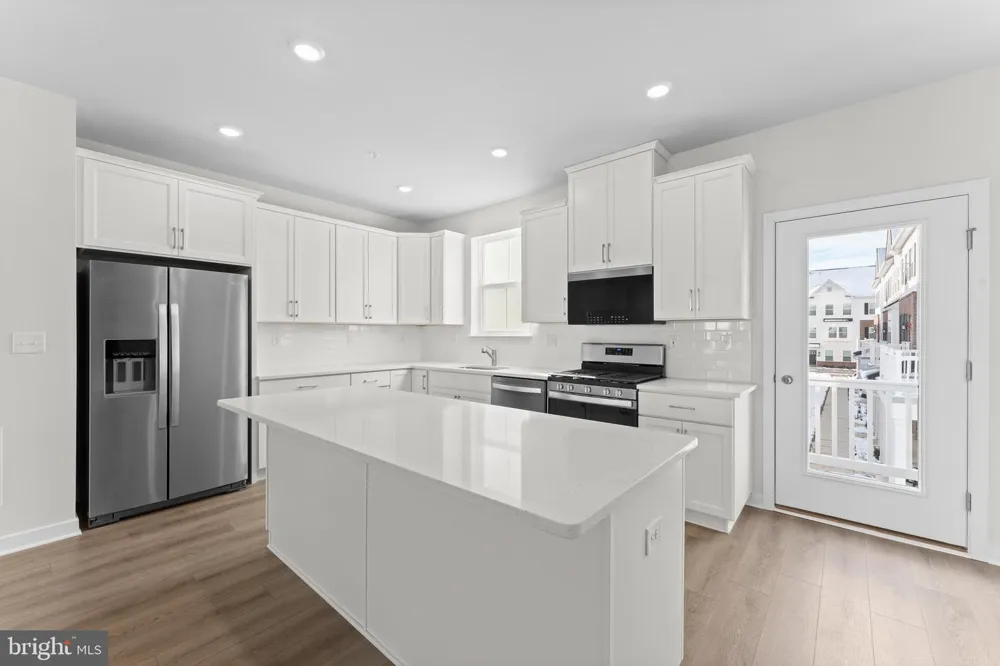 56 CONTINENTAL WAY Bridgeport, PA 19405