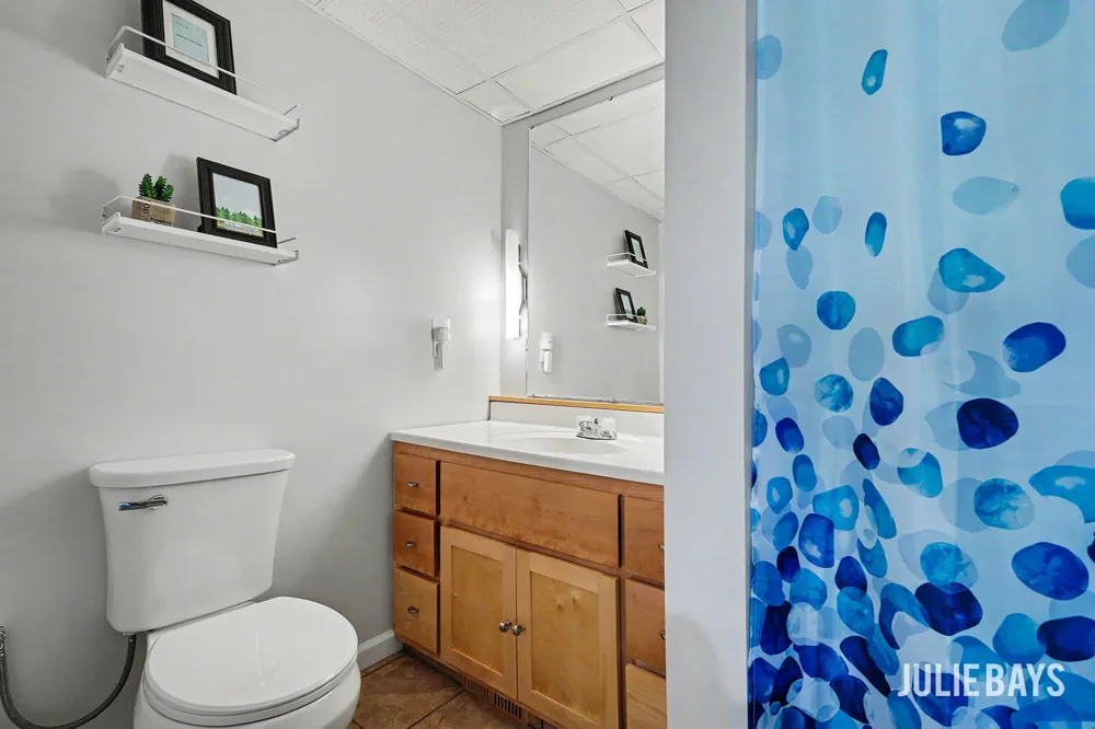 6202 Black Creek Drive Middleville, MI 49333