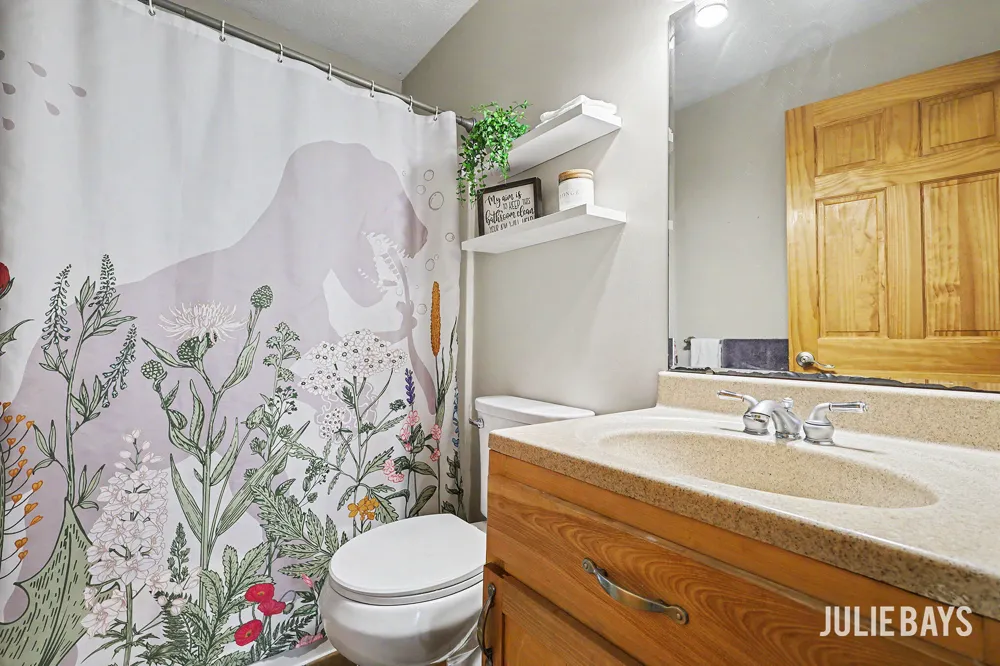 6202 Black Creek Drive Middleville, MI 49333