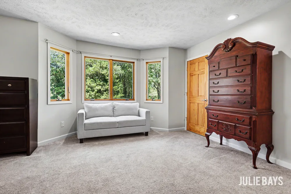 6202 Black Creek Drive Middleville, MI 49333