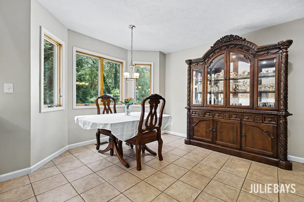 6202 Black Creek Drive Middleville, MI 49333