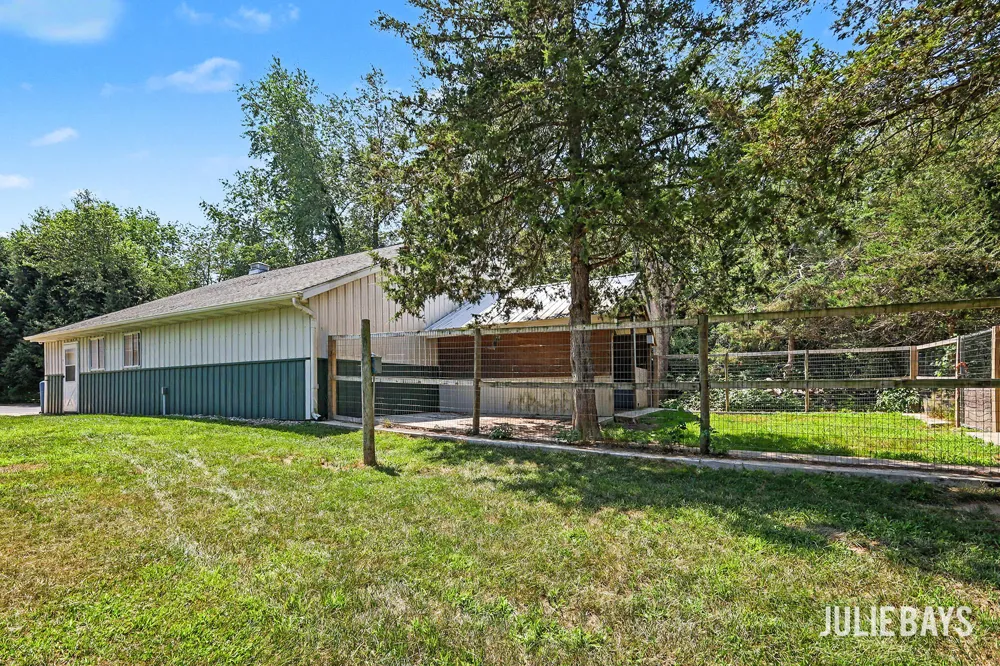 6202 Black Creek Drive Middleville, MI 49333