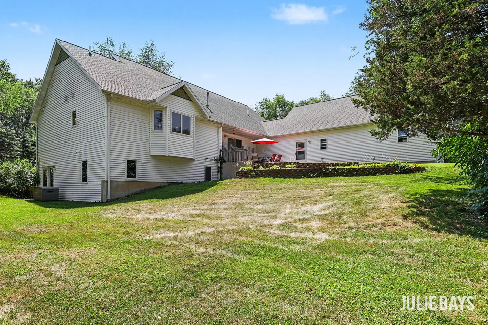6202 Black Creek Drive Middleville, MI 49333