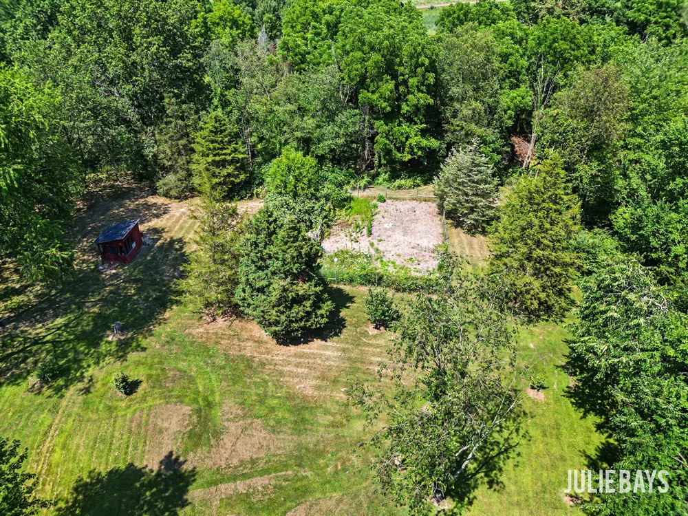 6202 Black Creek Drive Middleville, MI 49333