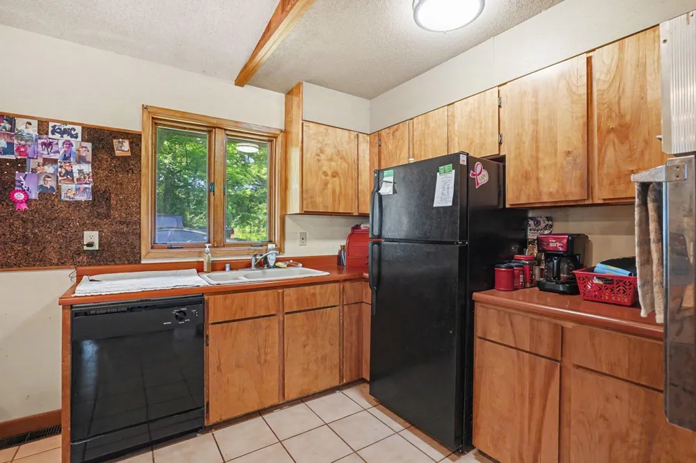 5560 Demerly Road Joyfield Township, MI 49616
