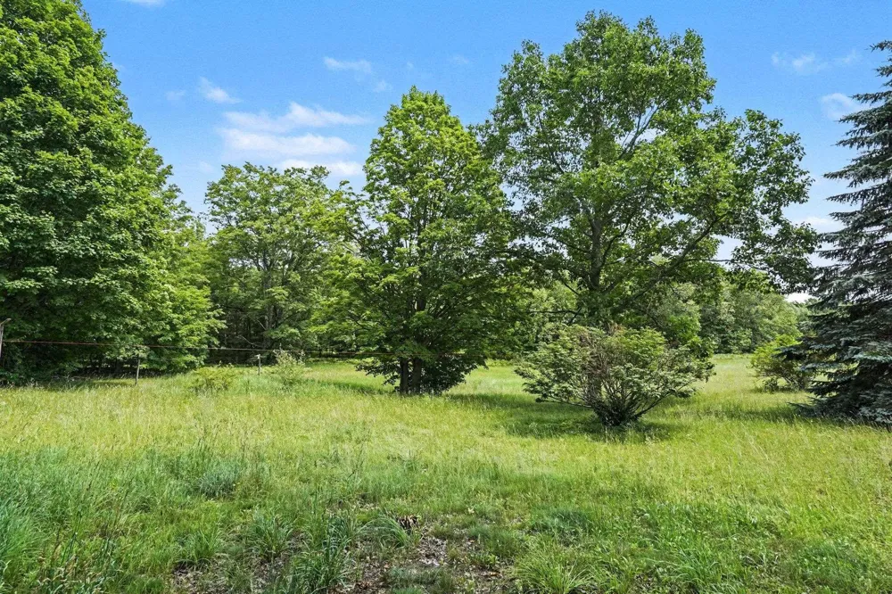5560 Demerly Road Joyfield Township, MI 49616