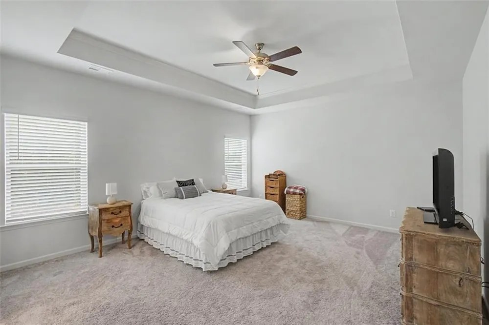 166 Graham Circle Adairsville, GA 30103