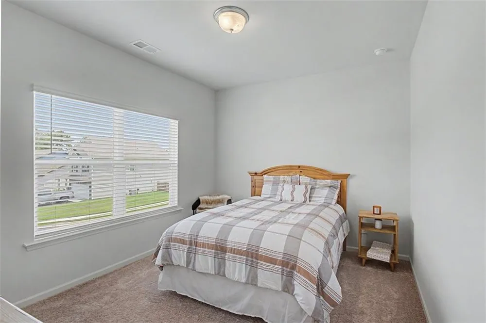 166 Graham Circle Adairsville, GA 30103