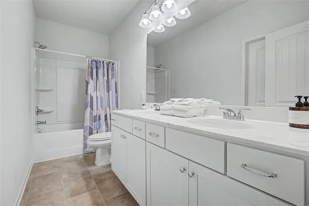 166 Graham Circle Adairsville, GA 30103