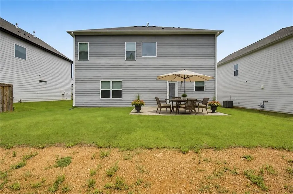 166 Graham Circle Adairsville, GA 30103