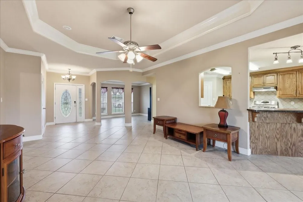 290 Tyler Drive Orange, TX 77630