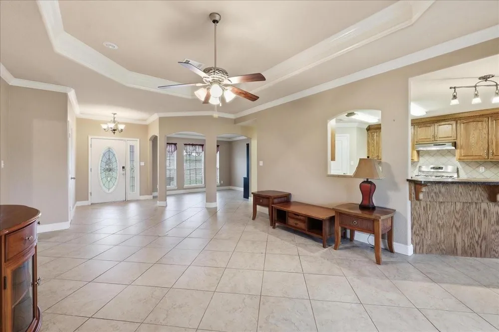 290 Tyler Drive Orange, TX 77630