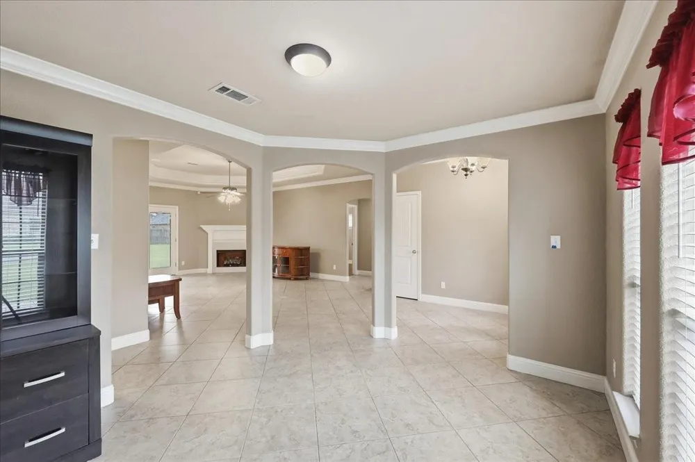290 Tyler Drive Orange, TX 77630