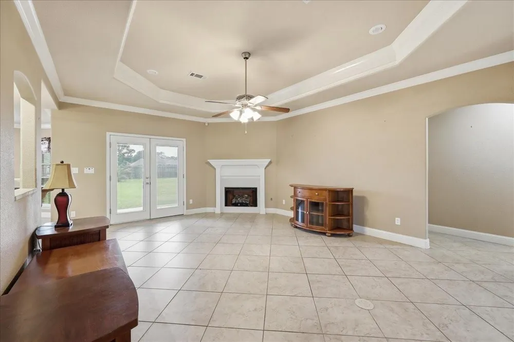 290 Tyler Drive Orange, TX 77630