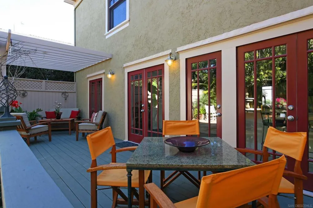 2442 F St San Diego, CA 92102
