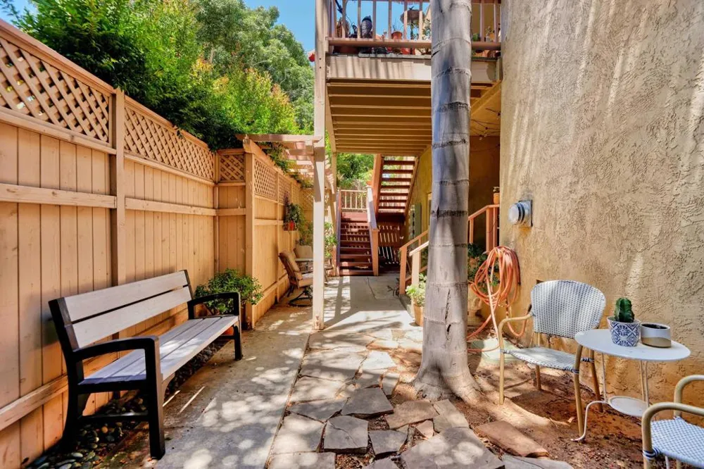 2442 F St San Diego, CA 92102