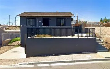 512 E Fredricks Barstow, CA 92311
