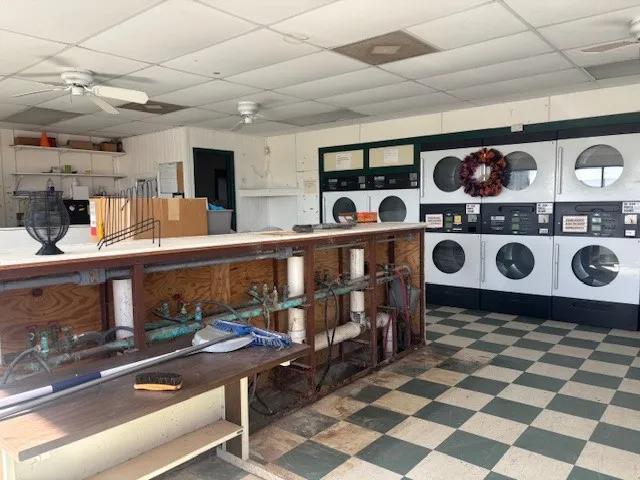 415 E Orange Avenue Orange Grove, TX 78372
