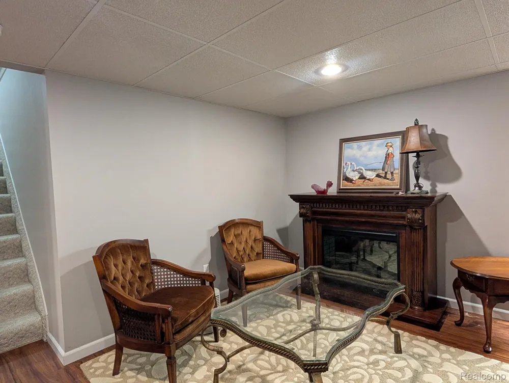 3178 Amsterdam Drive Vienna Charter Township, MI 48420