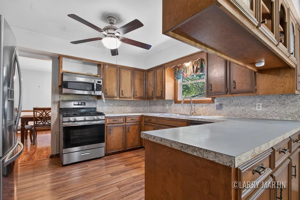 5316 Queensbury Drive SE Kentwood City, MI 49508