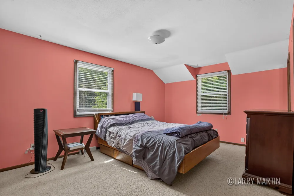 5316 Queensbury Drive SE Kentwood City, MI 49508