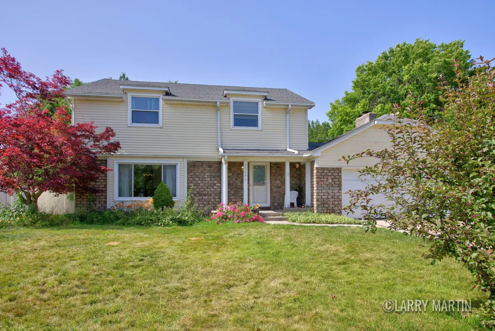 5316 Queensbury Drive SE Kentwood City, MI 49508