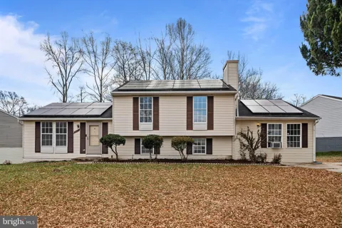 17209 CLAIRFIELD LANE