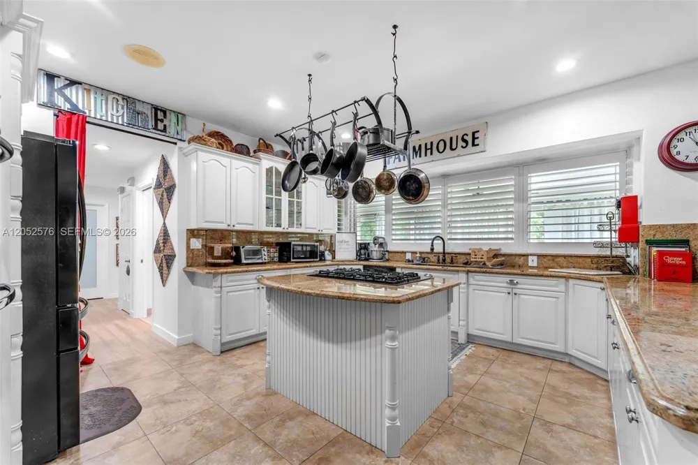 24545 SW 192nd Ave Homestead, FL 33031