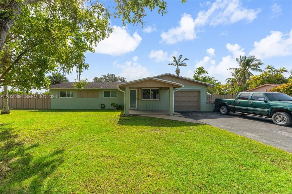 27205 SW 162nd Ct Homestead, FL 33031